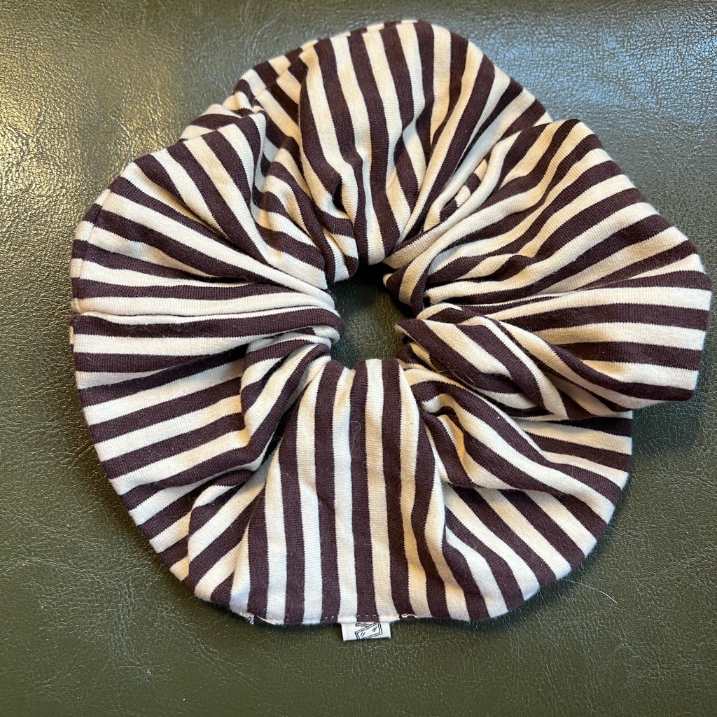 Fashion Brand Company Brown And Cream Cotton Jumbo Scrunchie Fashion Brand Company Brown And Cream Cotton Jumbo Scrunchie